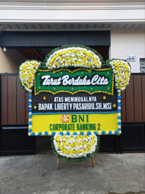 Papan Bunga Duka di Puring Kencana